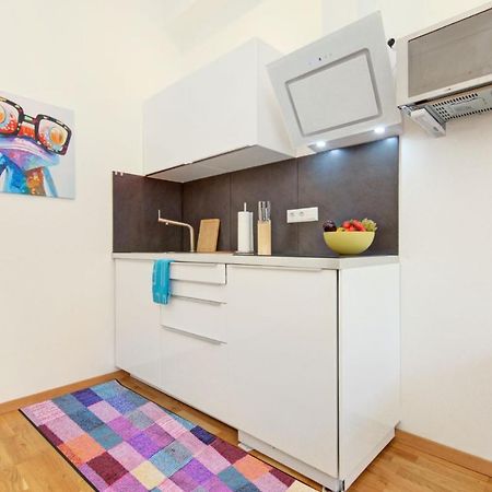 Altbaucharme In Der Stadtmitte Appartement Karlsruhe Buitenkant foto