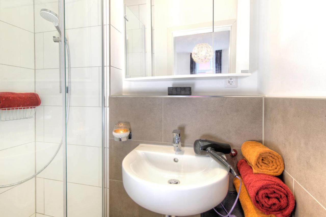 Altbaucharme In Der Stadtmitte Appartement Karlsruhe Buitenkant foto